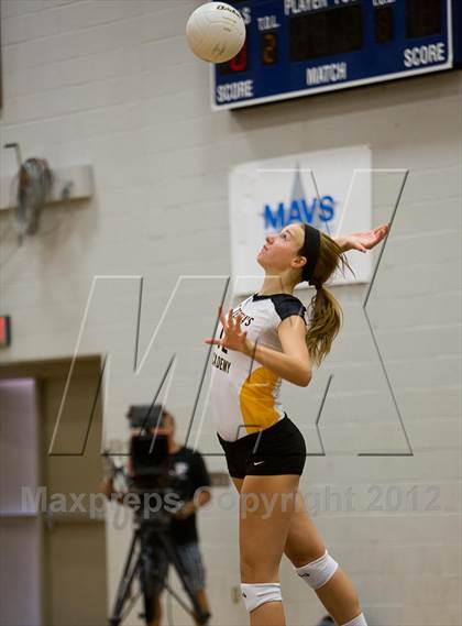 Thumbnail 2 in Lee's Summit West vs. St. Teresa's Academy photogallery.