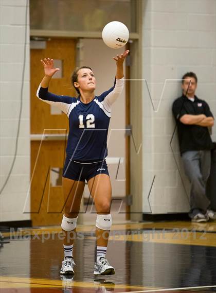 Thumbnail 3 in Lee's Summit West vs. St. Teresa's Academy photogallery.