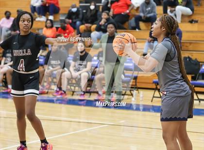 Thumbnail 2 in Luella vs St. Francis (Battle-On-The-Mountain Classic) photogallery.