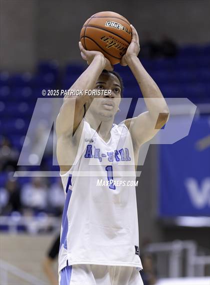 Thumbnail 1 in San Antonio Sports 6A All-Star Game photogallery.