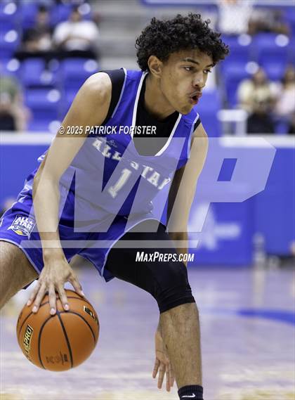 Thumbnail 3 in San Antonio Sports 6A All-Star Game photogallery.
