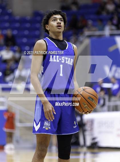 Thumbnail 3 in San Antonio Sports 6A All-Star Game photogallery.