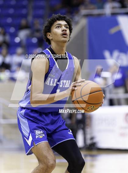 Thumbnail 2 in San Antonio Sports 6A All-Star Game photogallery.
