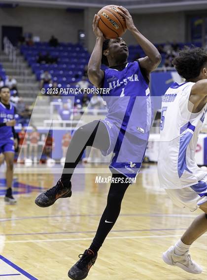 Thumbnail 2 in San Antonio Sports 6A All-Star Game photogallery.