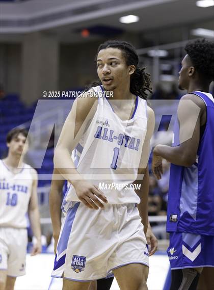 Thumbnail 2 in San Antonio Sports 6A All-Star Game photogallery.