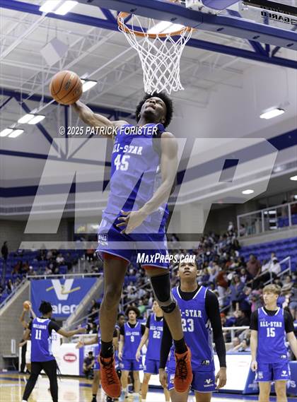 Thumbnail 3 in San Antonio Sports 6A All-Star Game photogallery.