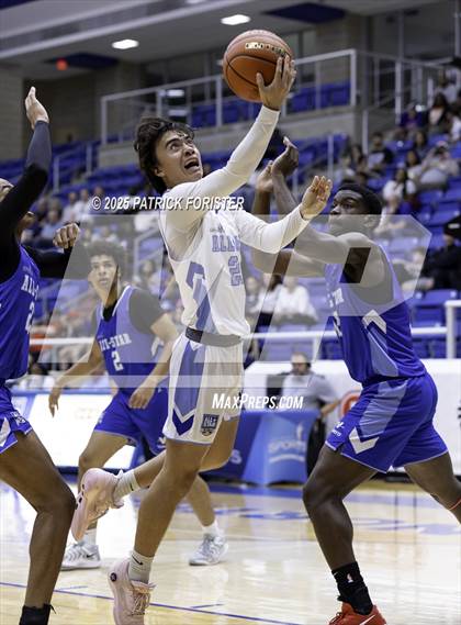 Thumbnail 2 in San Antonio Sports 6A All-Star Game photogallery.