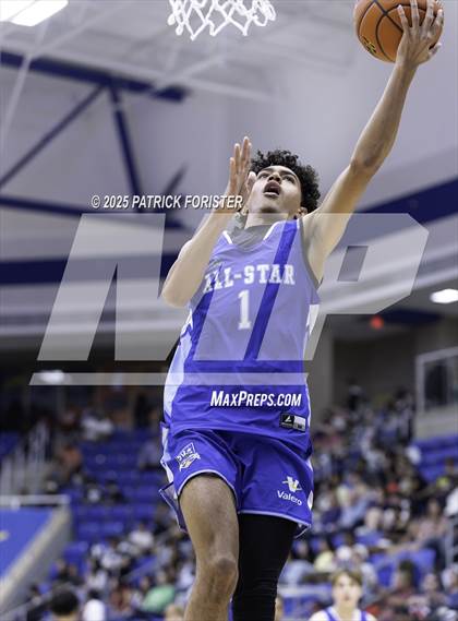Thumbnail 2 in San Antonio Sports 6A All-Star Game photogallery.