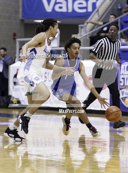 Thumbnail 1 in San Antonio Sports 6A All-Star Game photogallery.