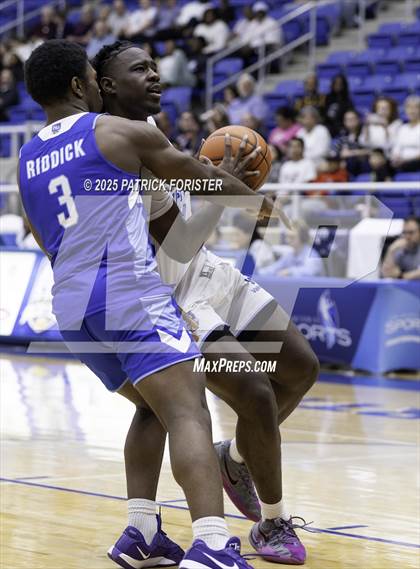 Thumbnail 2 in San Antonio Sports 6A All-Star Game photogallery.