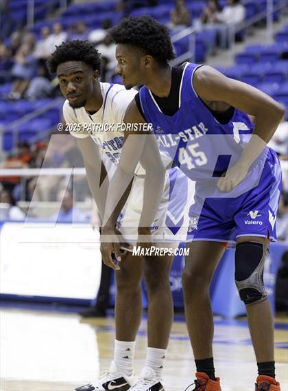 Thumbnail 1 in San Antonio Sports 6A All-Star Game photogallery.