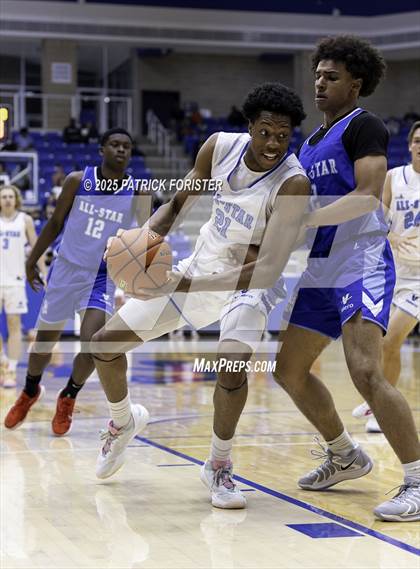 Thumbnail 2 in San Antonio Sports 6A All-Star Game photogallery.