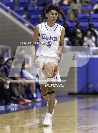 Thumbnail 3 in San Antonio Sports 6A All-Star Game photogallery.