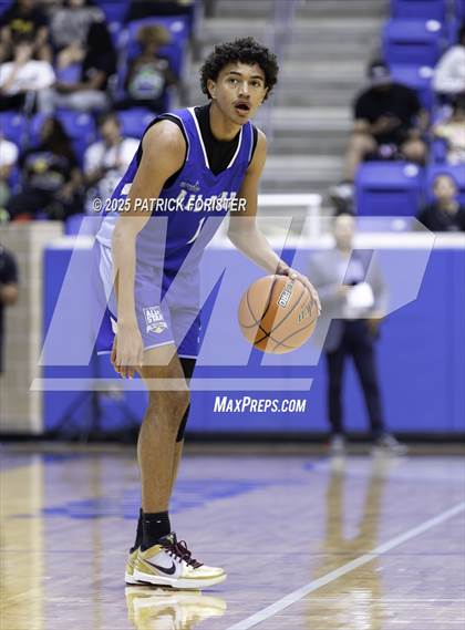 Thumbnail 1 in San Antonio Sports 6A All-Star Game photogallery.