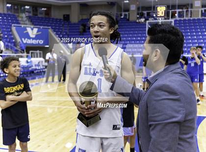 Thumbnail 1 in San Antonio Sports 6A All-Star Game photogallery.