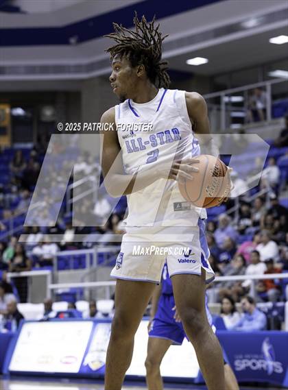 Thumbnail 1 in San Antonio Sports 6A All-Star Game photogallery.