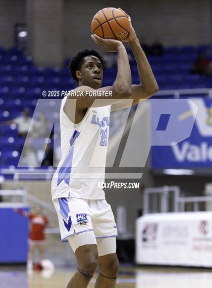 Thumbnail 3 in San Antonio Sports 6A All-Star Game photogallery.