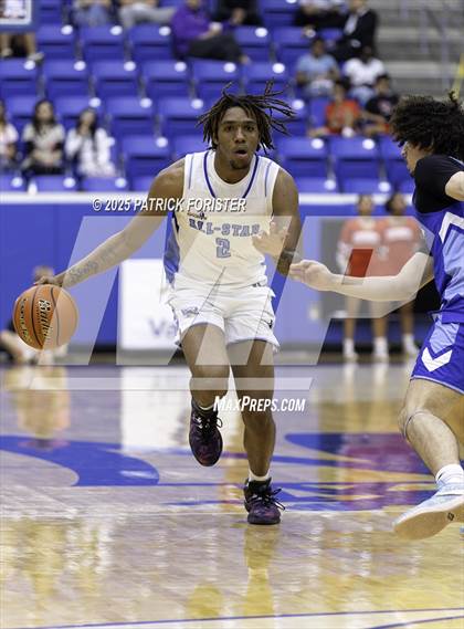 Thumbnail 3 in San Antonio Sports 6A All-Star Game photogallery.