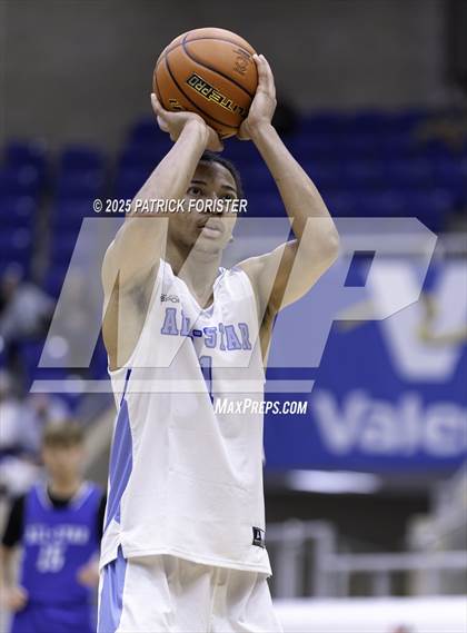 Thumbnail 1 in San Antonio Sports 6A All-Star Game photogallery.