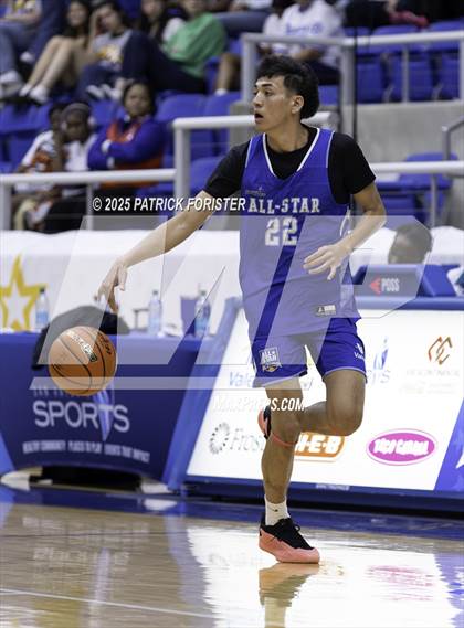 Thumbnail 2 in San Antonio Sports 6A All-Star Game photogallery.