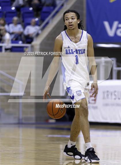 Thumbnail 3 in San Antonio Sports 6A All-Star Game photogallery.