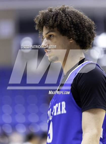 Thumbnail 1 in San Antonio Sports 6A All-Star Game photogallery.