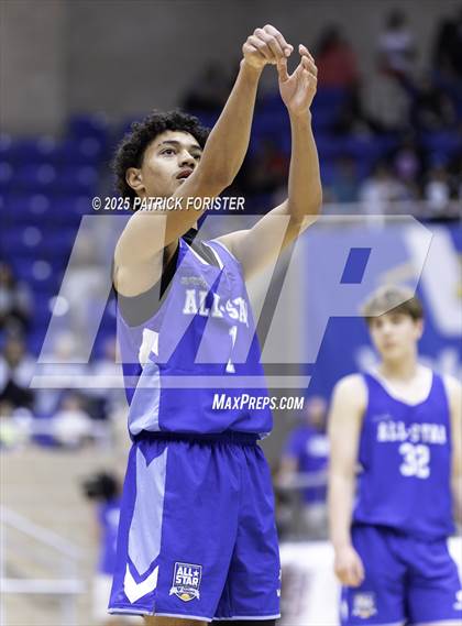 Thumbnail 3 in San Antonio Sports 6A All-Star Game photogallery.