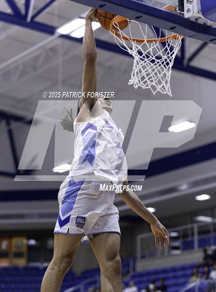 Thumbnail 2 in San Antonio Sports 6A All-Star Game photogallery.
