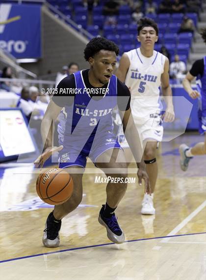 Thumbnail 1 in San Antonio Sports 6A All-Star Game photogallery.
