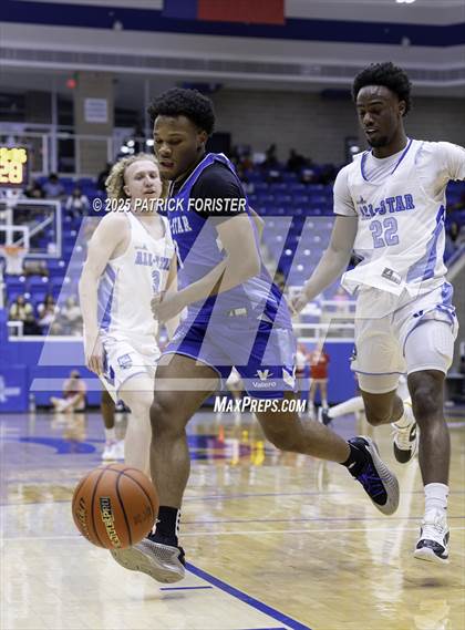Thumbnail 2 in San Antonio Sports 6A All-Star Game photogallery.