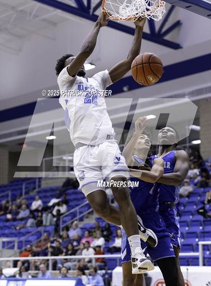 Thumbnail 1 in San Antonio Sports 6A All-Star Game photogallery.