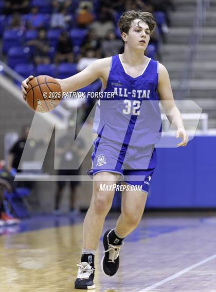 Thumbnail 2 in San Antonio Sports 6A All-Star Game photogallery.