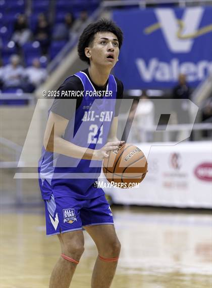 Thumbnail 2 in San Antonio Sports 6A All-Star Game photogallery.