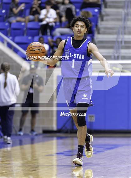 Thumbnail 3 in San Antonio Sports 6A All-Star Game photogallery.