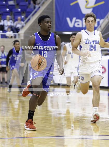 Thumbnail 2 in San Antonio Sports 6A All-Star Game photogallery.