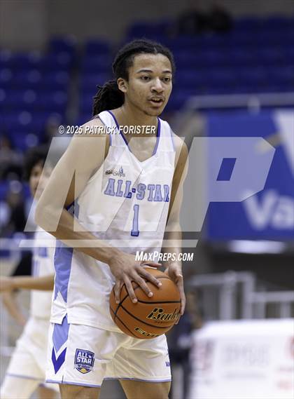 Thumbnail 2 in San Antonio Sports 6A All-Star Game photogallery.