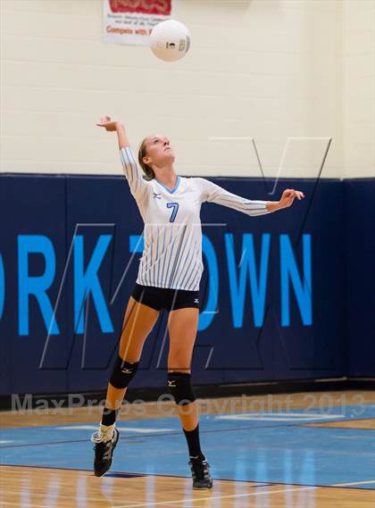 Thumbnail 1 in Centreville @ Yorktown photogallery.