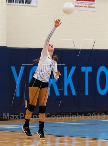 Thumbnail 1 in Centreville @ Yorktown photogallery.