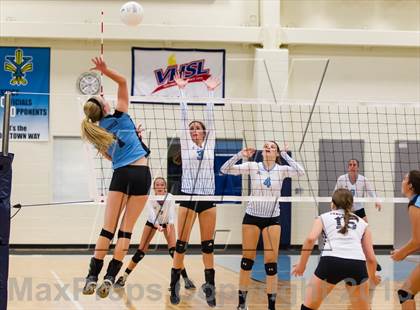 Thumbnail 3 in Centreville @ Yorktown photogallery.