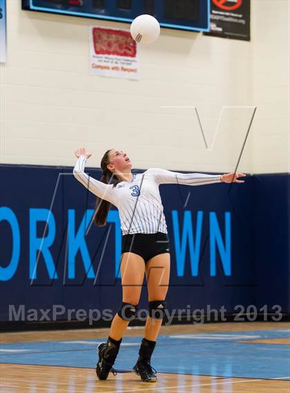 Thumbnail 2 in Centreville @ Yorktown photogallery.