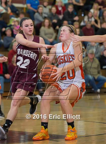 Thumbnail 2 in Harbor Creek vs Cranberry Area (Don Hall Memorial) photogallery.