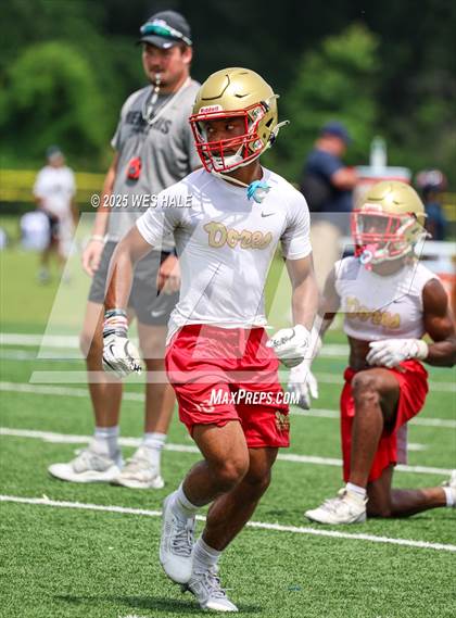 Thumbnail 2 in West Point vs Lafayette (U of Memphis 7v7) photogallery.