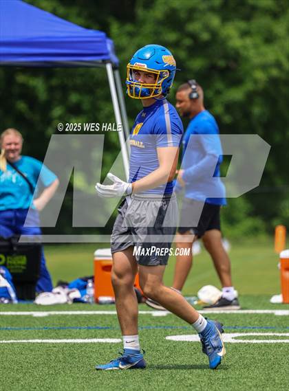 Thumbnail 3 in West Point vs Lafayette (U of Memphis 7v7) photogallery.