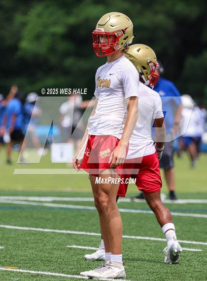 Thumbnail 3 in West Point vs Lafayette (U of Memphis 7v7) photogallery.