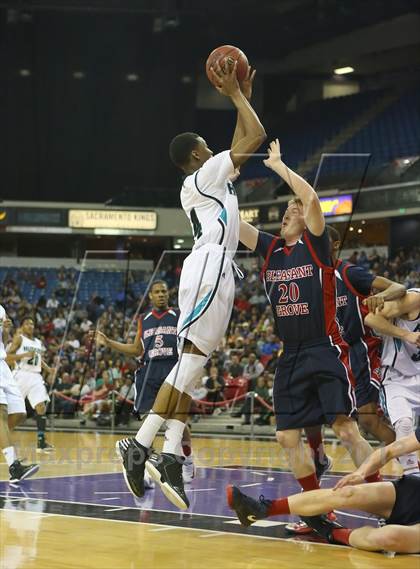 Thumbnail 3 in Sheldon vs. Pleasant Grove (CIF SJS D1 Final) photogallery.