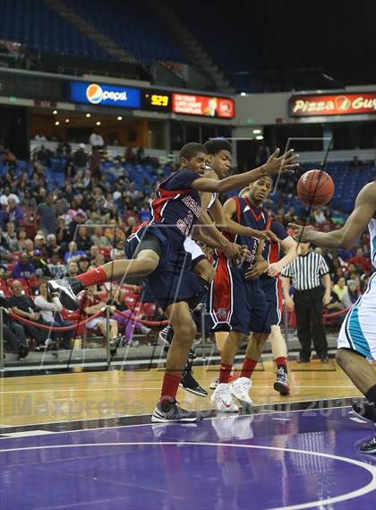 Thumbnail 2 in Sheldon vs. Pleasant Grove (CIF SJS D1 Final) photogallery.