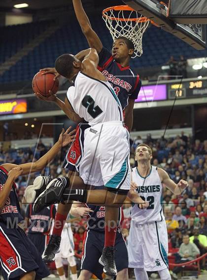 Thumbnail 2 in Sheldon vs. Pleasant Grove (CIF SJS D1 Final) photogallery.