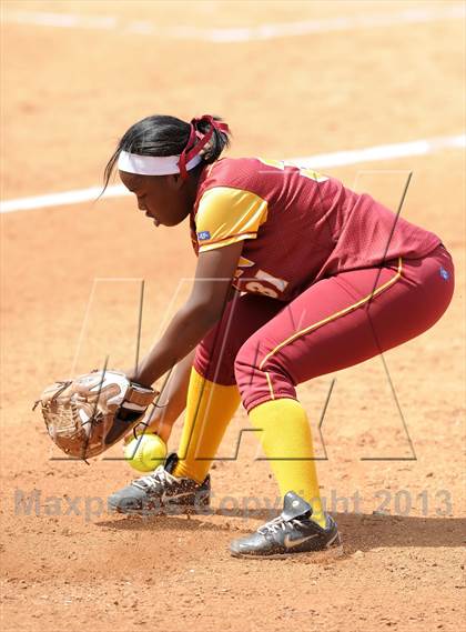 Thumbnail 2 in Woodrow Wilson vs. El Modena (Woodbridge Tournament) photogallery.