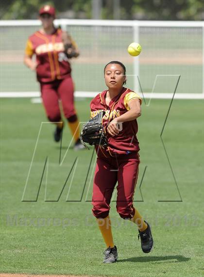 Thumbnail 3 in Woodrow Wilson vs. El Modena (Woodbridge Tournament) photogallery.