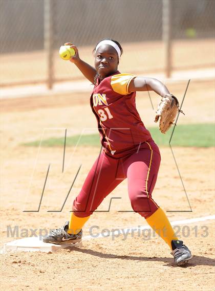 Thumbnail 2 in Woodrow Wilson vs. El Modena (Woodbridge Tournament) photogallery.